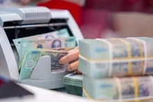 In the first ten months, the central budget used 29.73 trillion VND from reserve funds to supplement ministries and central agencies. (Photo: VGP)