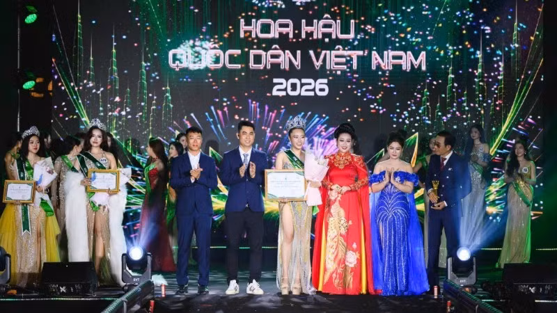 Nguyen Hoang Kieu Vy from Ho Chi Minh City is crowned Miss National Viet Nam 2026.