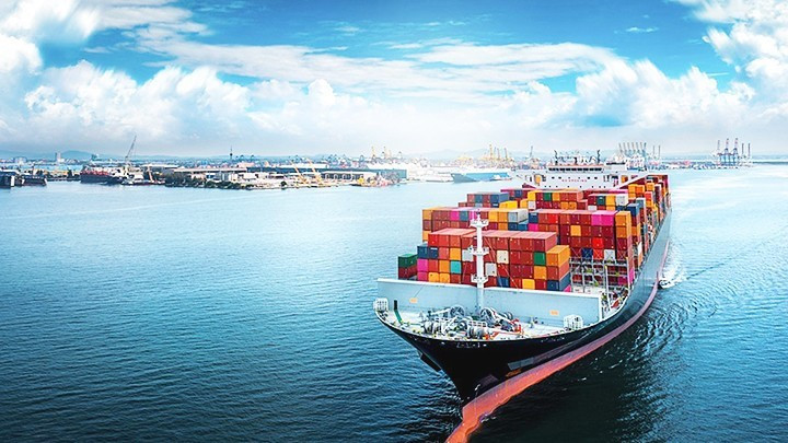 Promoting economic and commercial development is one of the pillars for Viet Nam to aim for high growth.