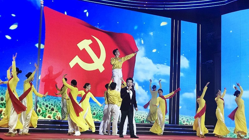 Culture and the arts are increasingly taking part in political, social, and commemorative activities and events. (Photo: QUANG HUNG)