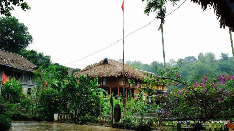 Mo Hamlet: bright – green – clean – beautiful. (Photo: Nguyen Son)