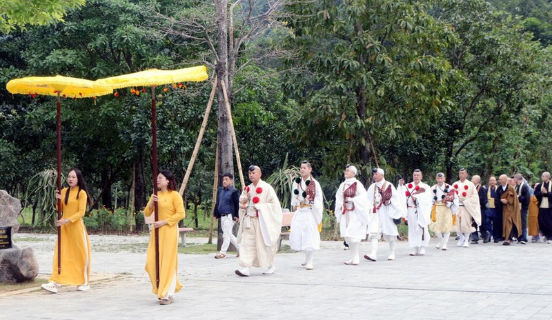 The Viet Nam – Japan Buddhist cultural exchange festival is held at the Tam Chuc National Tourist Complex in Ninh Binh province from November 15 to 16. (Photo: VNA)