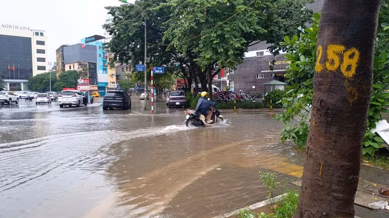 Chua Ha Street. (Photo: Van Thinh)