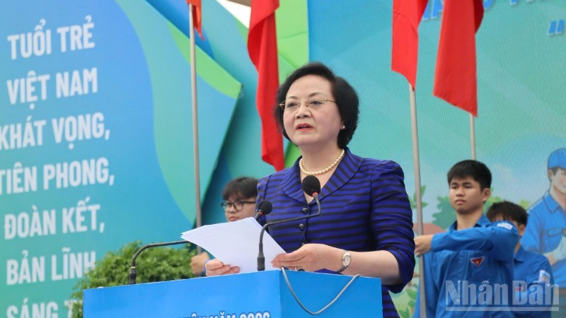 Deputy Prime Minister Pham Thi Thanh Tra speaks at the launch ceremony of Youth Month 2026.