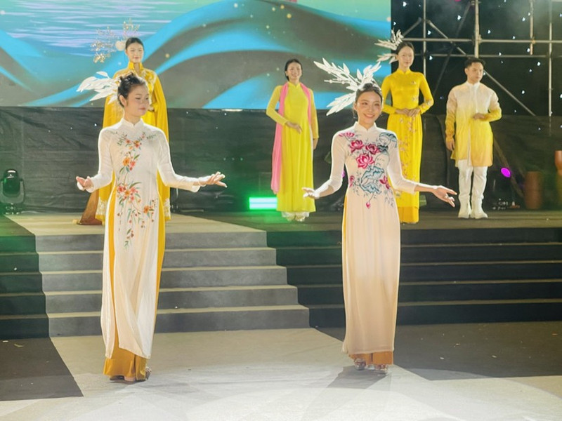 The Ha Noi Tourism Ao Dai Festival 2025 concludes on November 9 (Photo: VNA)