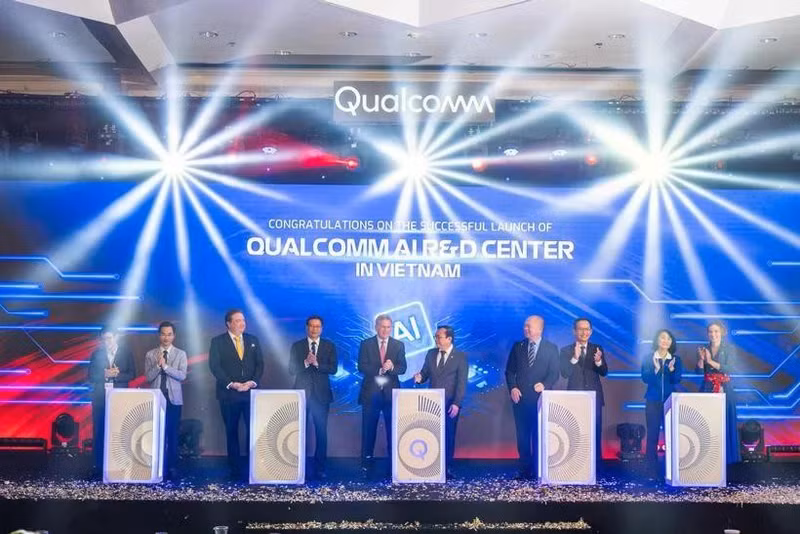 At the launch ceremony of the new Qualcomm AI R&D centre in Viet Nam on June 10 (Photo: VNA)