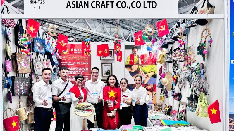 Delegation of Ha Noi Department of Industry and Trade and businesses participating in Tokyo International Gift Show-TGIS 2025