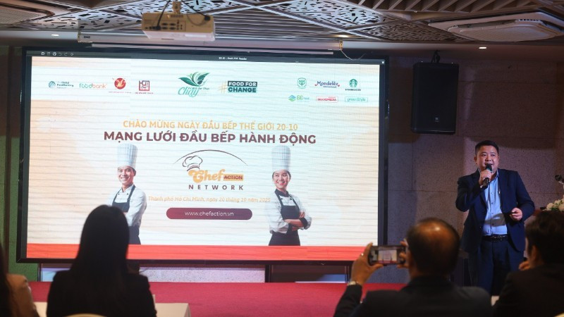 A project representative introduces the Chef Action Network initiative.