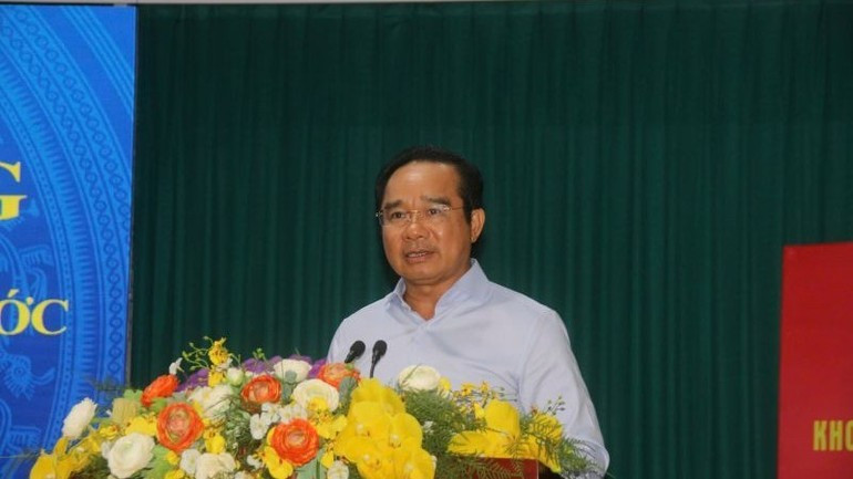Chairman of Ho Chi Minh City People’s Committee Nguyen Van Duoc speaking at the conference.