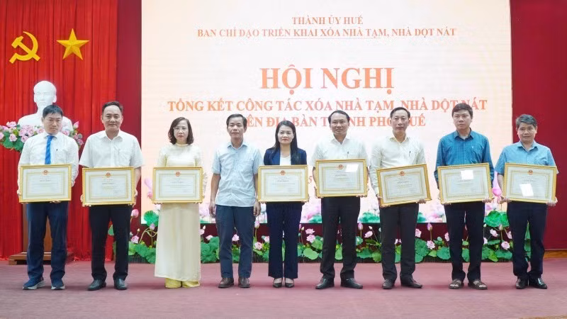 Collectives and individuals with outstanding achievements in the implementation of the programme are commended by the city’s People’s Committee.