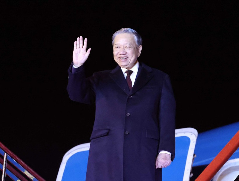 General Secretary of the Communist Party of Viet Nam Central Committee To Lam leaves Pyongyang, concluding his state visit to the Democratic People's Republic of Korea. (Photo: VNA)