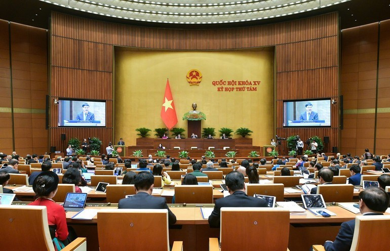 The scene of a session of the National Assembly.