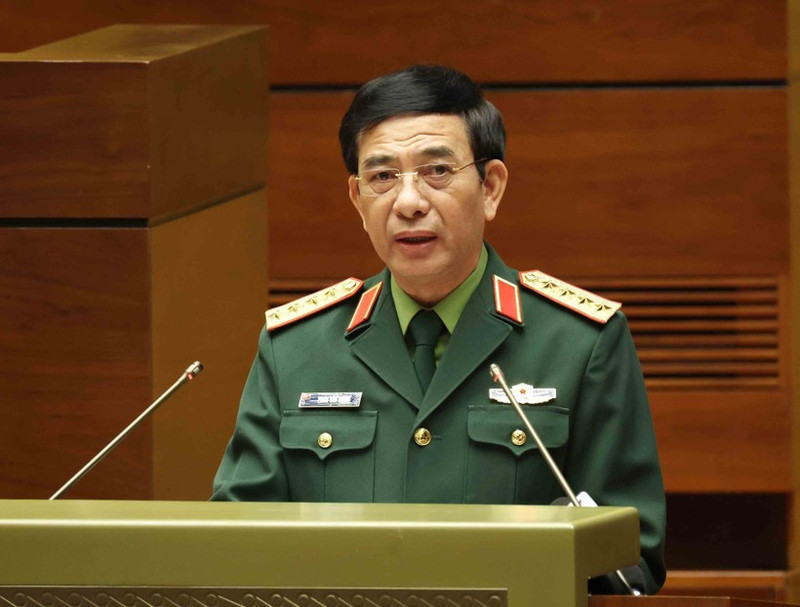 Politburo member, Deputy Secretary of the Central Military Commission and Minister of National Defence General Phan Van Giang speaks at the conference. (Photo: VNA)