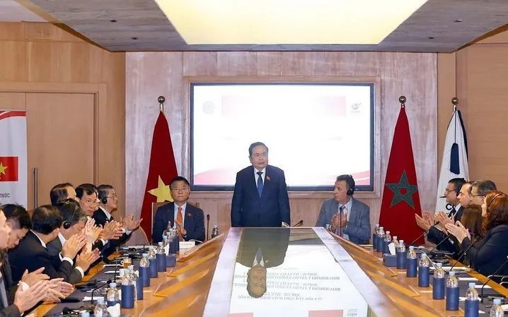 NA Chairman Tran Thanh Man addresses the policy dialogue on promoting Viet Nam-Morocco cooperation. (Photo: VNA)