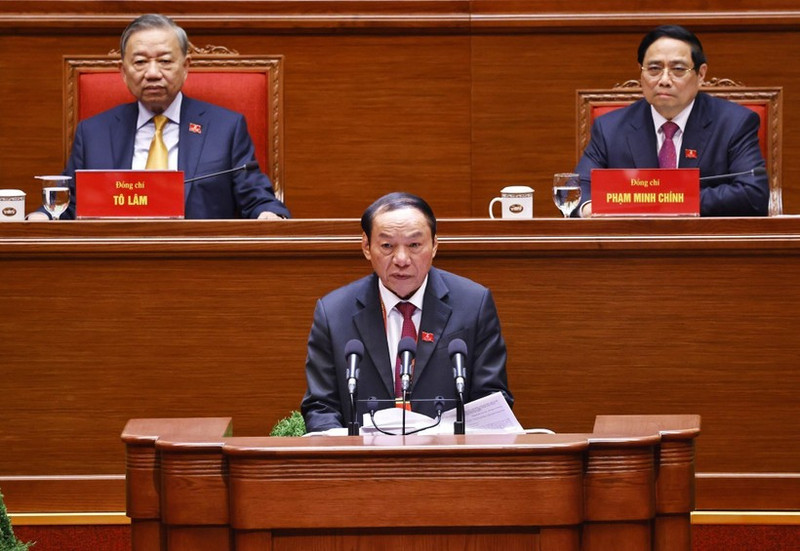 Minister of Culture, Sports and Tourism Nguyen Van Hung presents a paper at a discussion session of the 14th National Party Congress. (Photo: VNA)