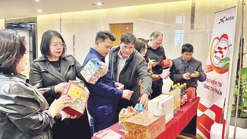 Traceability has become an essential requirement for goods circulating on the market. (Photo: NDO)