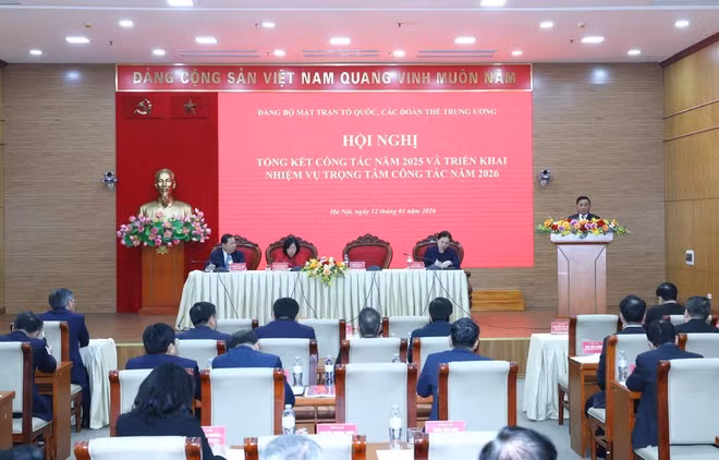 An overview of the meeting of the Party Organisation of the VFF and central mass organisations (Photo: VNA)