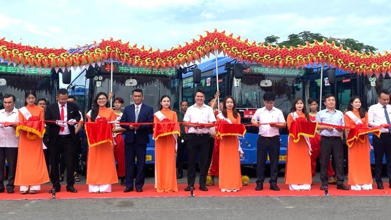 Futa Busline will operate more than 400 electric buses on 27 subsidised routes in the city since August 1. (Photo: NDO)