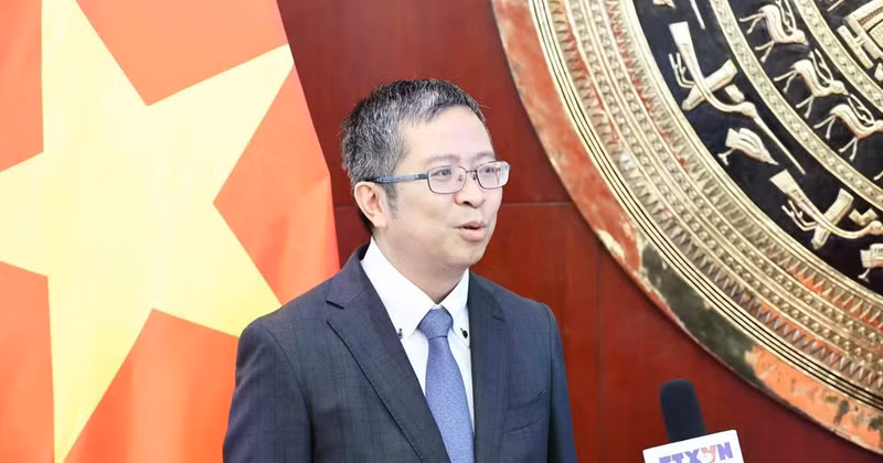 Vietnamese Ambassador to China Pham Thanh Binh grants an interview to Vietnam News Agency (Photo: VNA)