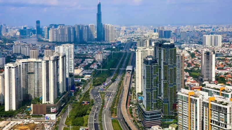 Operating the two-level local governance apparatus aims to create a new long-term and sustainable development space model. (Illustration photo: nhandan.vn)