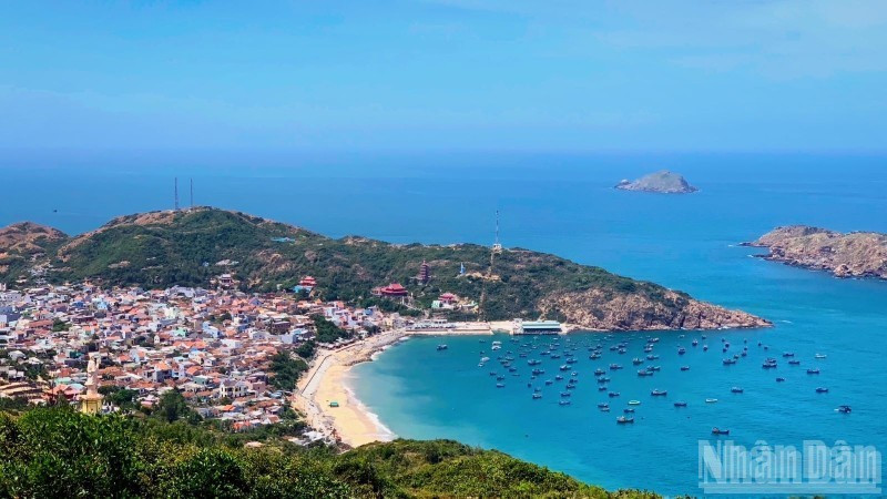Nhon Ly fishing village, one of the most attractive tourist spots in Quy Nhon.