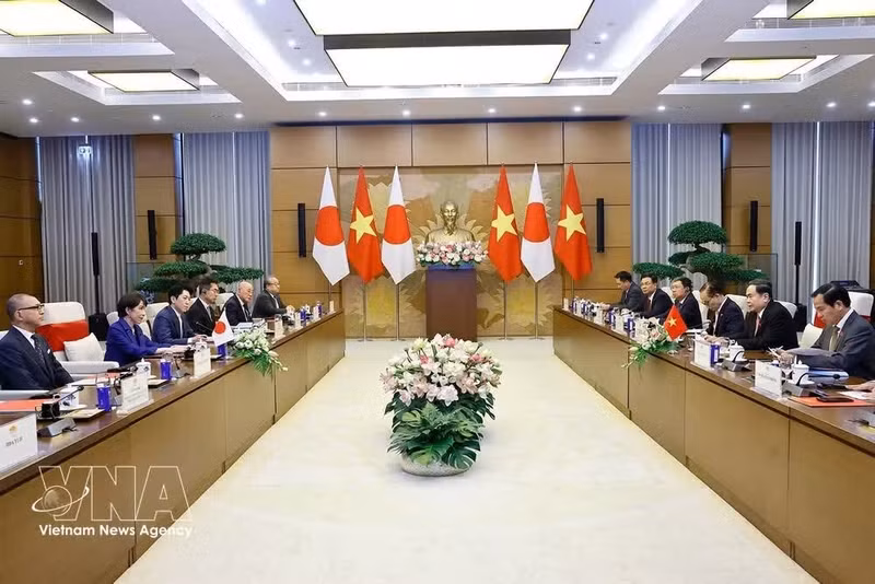 At the meeting between NA Chairman Tran Thanh Man and Japanese Prime Minister Takaichi Sanae (Photo: VNA)