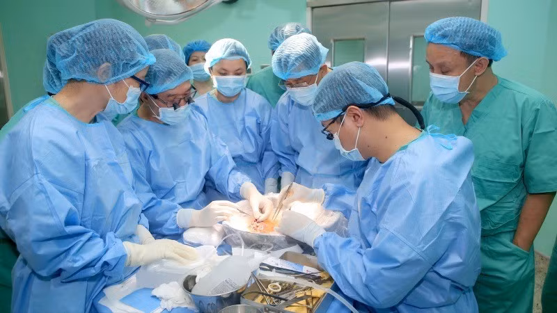 Organ transplantation continues to be established as a leading professional spearhead of the hospital (Photo: nhandan.vn)