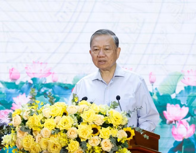 Party General Secretary To Lam speaks at the event. (Photo: VNA)