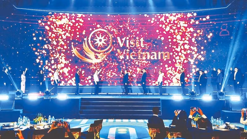 Launch ceremony of the national tourism data platform Visit Viet Nam. (Photo: HOANG HA/NDO)