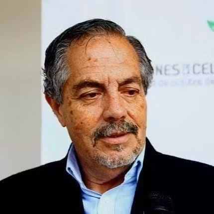 Juan Meriguet, leader of the Somos Patria Platform in Ecuador (Photo released by VNA)