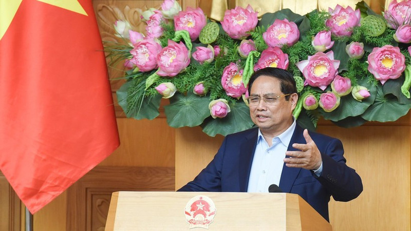 Prime Minister Pham Minh Chinh speaks at the meeting on the implementation of the national achievements exhibition marking the 80th anniversary of National Day. (Photo: NDO)