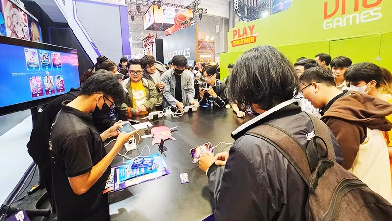 Viet Nam GameVerse 2025 attracted more than 100 gaming booths for the first time. (Photo: NDO)