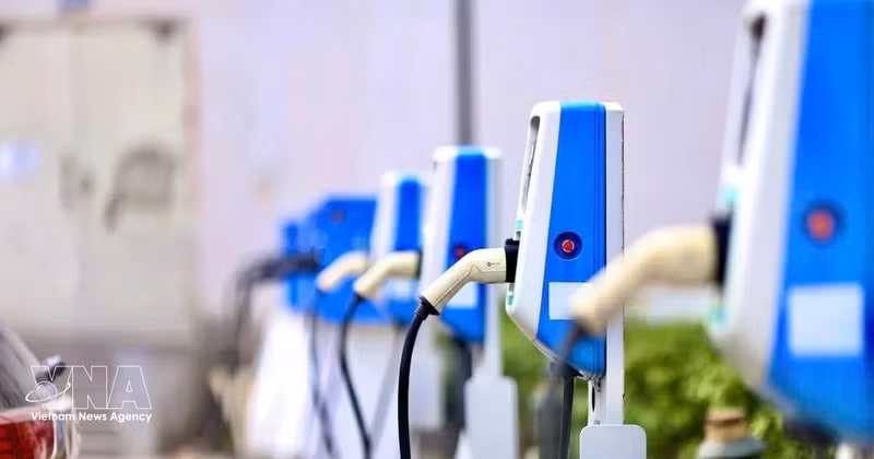 The VinFast electric vehicle charging station system at the CT1 apartment complex near Hospital 103, Ha Noi. (Photo: VNA)