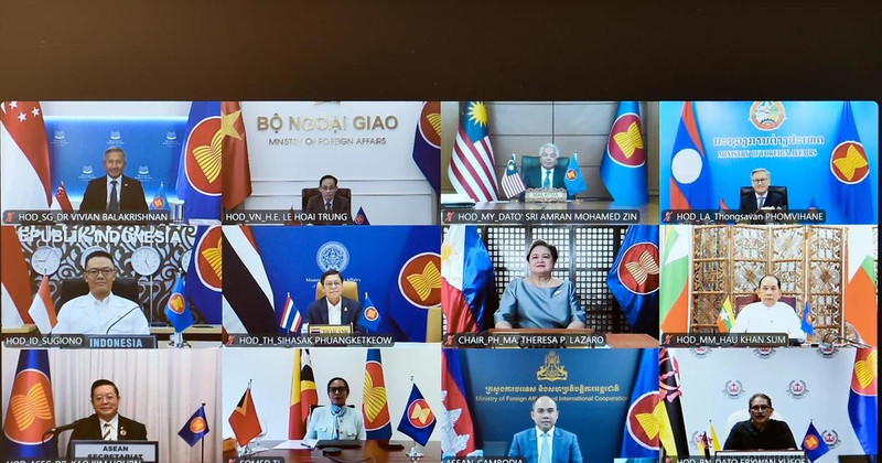 The special ASEAN foreign ministers’ meeting on the Middle East situation is held online on March 13. (Photo: Vietnamese Ministry of Foreign Affairs)