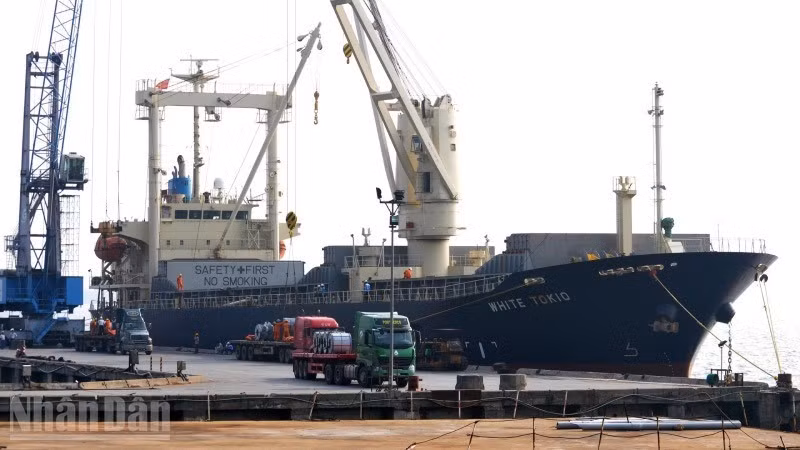 Hue strives to develop into a regional logistics hub. (Photo: NDO)