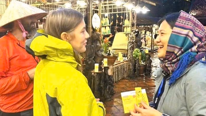 International tourists to Viet Nam rise sharply. (Photo: NDO)