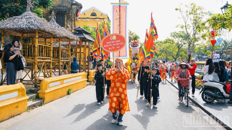 The First Full Moon Festival – a National Intangible Cultural Heritage – takes place from March 2 to 4.