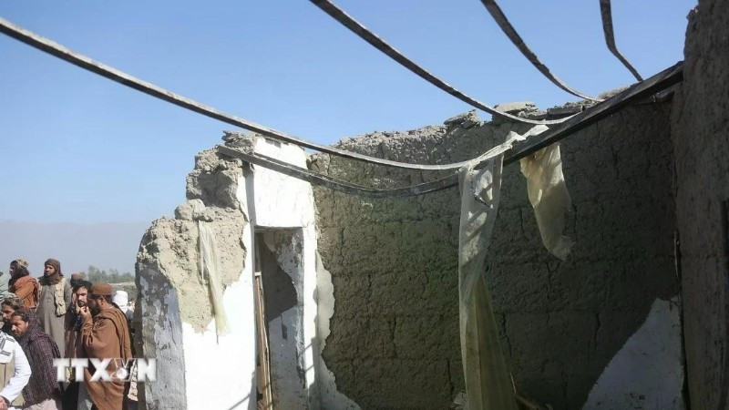 The houses in Nangarhar Province, Afghanistan, were destroyed after a Pakistani airstrike on February 22. (Photo: Xinhua/VNA)