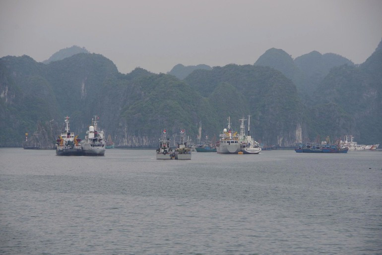 Ships of the Naval Region 1 have moved to safe anchorage to avoid the storm. (Photo: NDO)