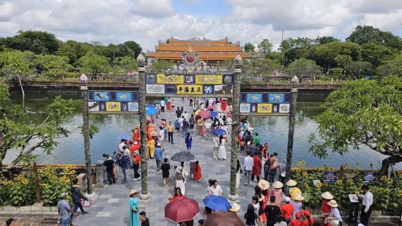 Hue City has welcomed an estimated 5.39 million visitors in the first ten months of 2025, an increase of 65% compared to the same period last year.