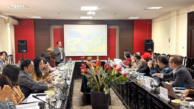 Overview of the workshop on tourism development at UNESCO global geoparks in Viet Nam. (Photo: NGOC BICH)