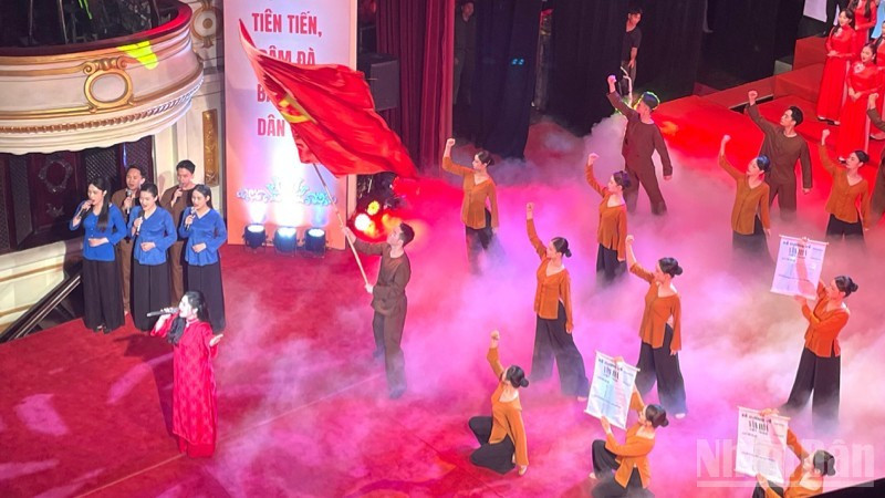 The proposal to choose November 24 every year as "Viet Nam Culture Day".