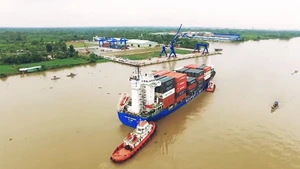 Cargo vessels at Cai Cui Port, Can Tho City.