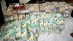 A large quantity of seized items from the crackdown (Photo: bienphong.com.vn)