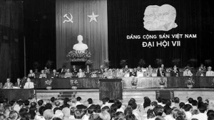 An overview of the 7th National Congress of the Party. (Photo: VNA)