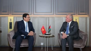 Prime Minister Pham Minh Chinh meets with King Abdullah II bin Al-Hussein of Jordan on the occasion of attending the 3rd United Nations Ocean Conference (UNOC 3) in Nice, France, on June 8, 2025. (Photo: Nhat Bac/VGP)