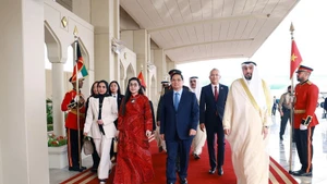 Prime Minister Pham Minh Chinh and his spouse begin a three-day official visit to Kuwait (Photo: VNA)