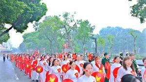 A street parade event in Ha Noi organised by the Viet Nam Centre for Culture and Arts Exhibition (under the Ministry of Culture, Sports and Tourism).