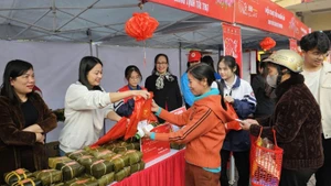 “Tet of Compassion” is organised to support needy households, people facing hardship and other vulnerable groups in preparation for Tet.