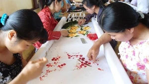 With innovative designs, digital transformation, and enhanced trade promotion, Viet Nam's handicraft industry aims for a global market worth 2.394 trillion USD by 2032.